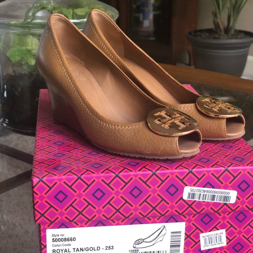 Tory Burch wedge heels. Size 6.